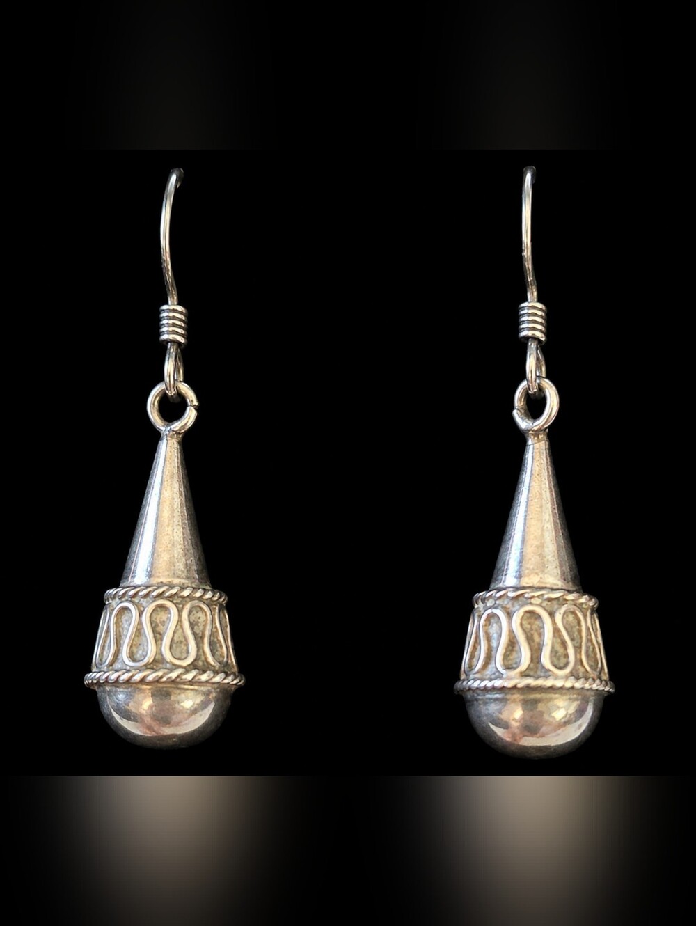 Vintage 925 Sterling Silver Cone Bell Dangle Drop Earrings Boho Artisan
